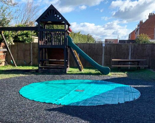 Rubber Turf Safety Surfacing-Bonded Rubber Mulch Rubber Turf Safety Surfacing-Bonded Rubber Mulch