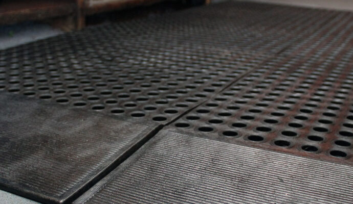 Rubber Turf Safety Surfacing-Rubber Tiles Rubber Turf Safety Surfacing-Rubber Tiles